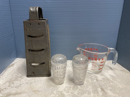 Vtg 3pc kitchen tool lucite - vtg,