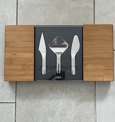 Bamboo cutting cheese board - cutting, w